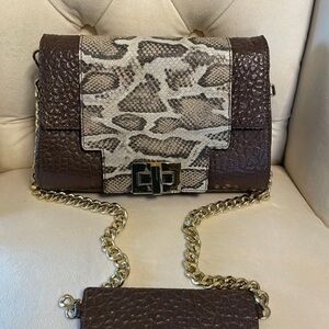 VITTORIA NAPOLI genuine leather python crossbody bag very roomy chain strap